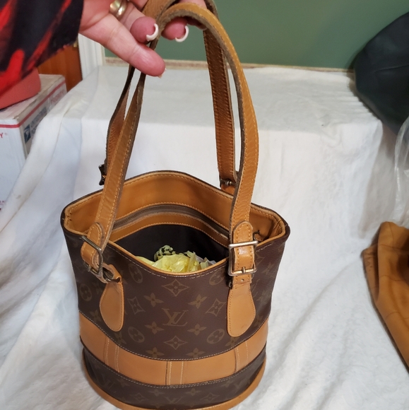 Vintage LV Bucket Bag. Paper Tag! Circa 1970s. - Picture 1 of 11